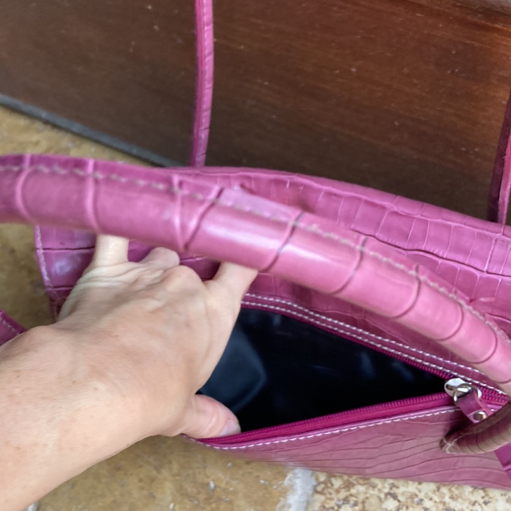 CL America lavender colored purse Easter spring - Picture 12 of 16